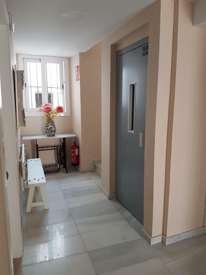 Apartamentos Hela Arjona 外观 照片